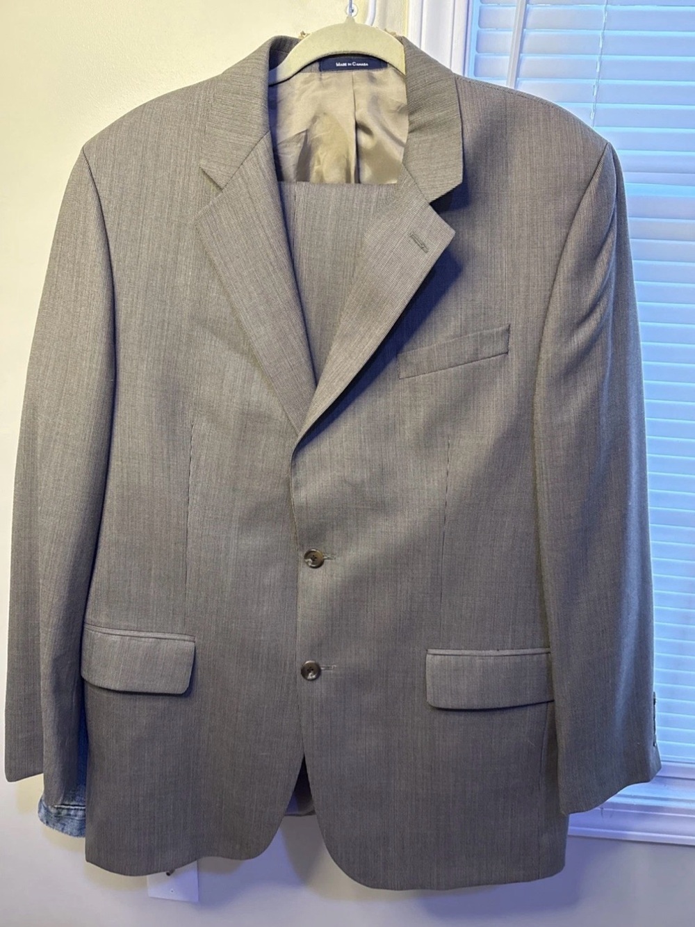 Chaps Vintage Men's Gray Two-Button Suit Jacket
